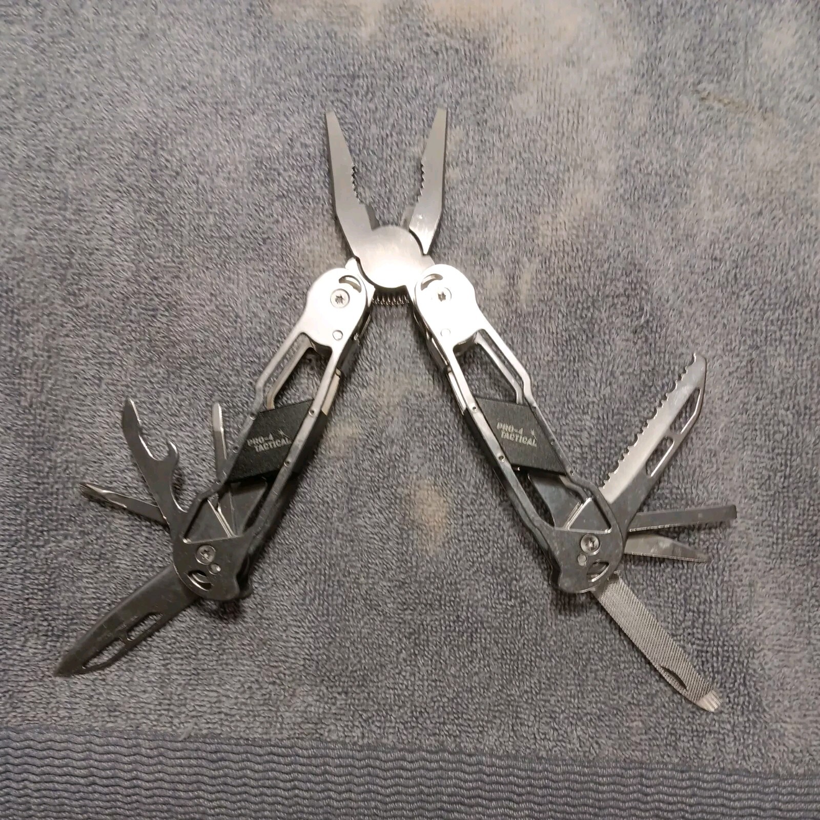 PRO-4 TACTICAL 12 IN 1 MULTI-TOOL PLIERS/ W NYLON SHEATH