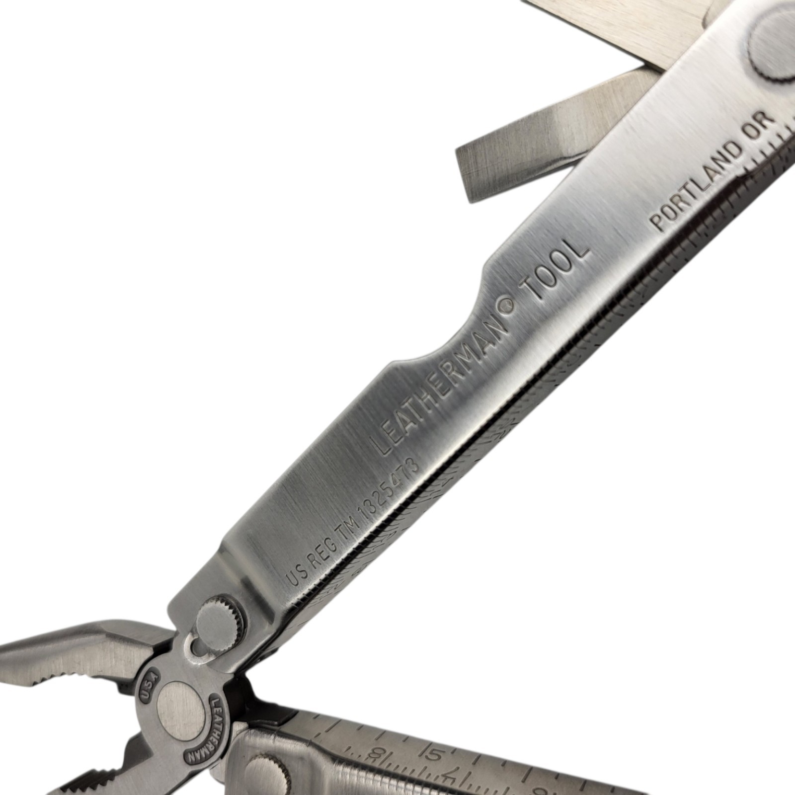 Vintage 1994 Leatherman Marlboro Country Store Multi Tool Knife w/Sheath & Box