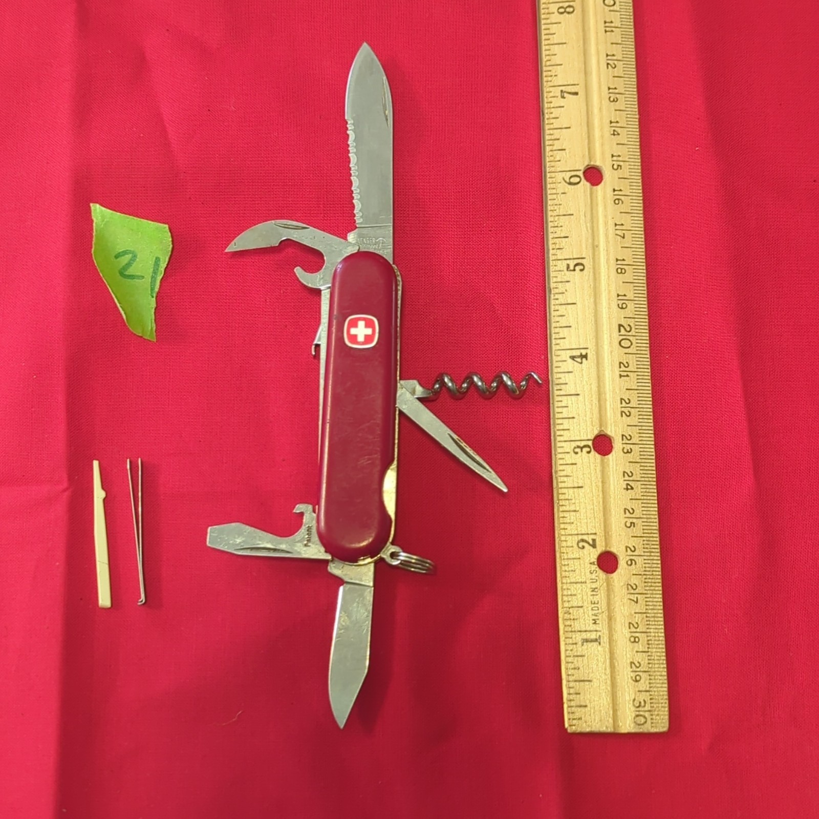 Wenger Delemont Switzerland Red 8-Tool Multi-Tool