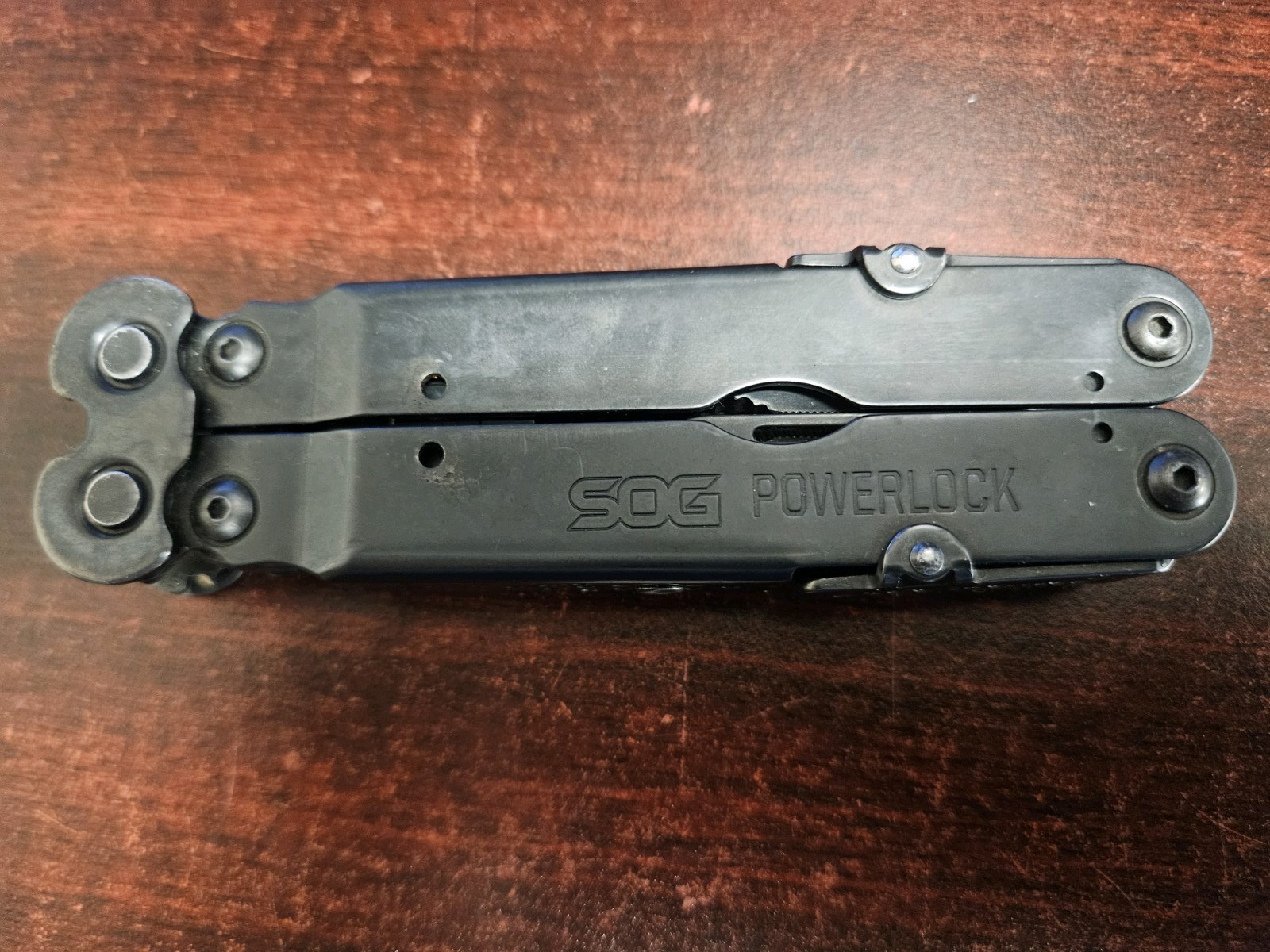 SOG Power Lock Multi-Tool