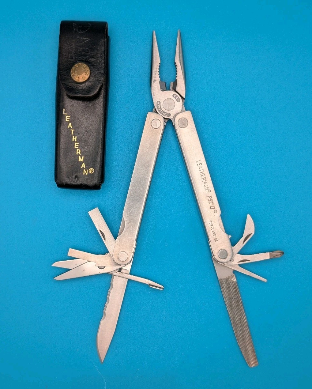 Leatherman PST 2 Multi Tool! 05/01 date stamp! Fast Shipping! With Sheath!