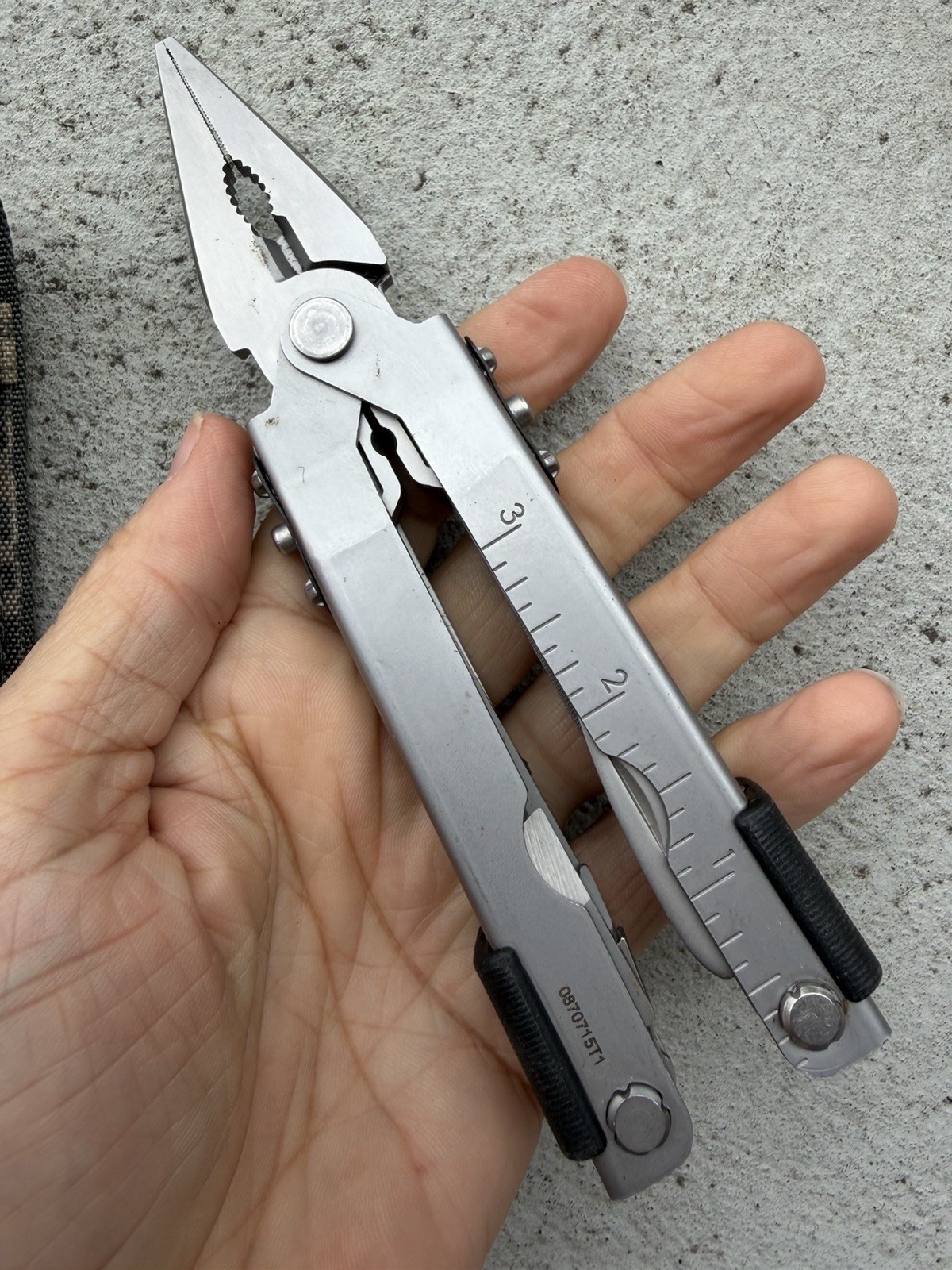 GERBER MP600 USA SILVER MULTI TOOL, KNIFE, PLIER, W/SHEATH, EXCELLENT!