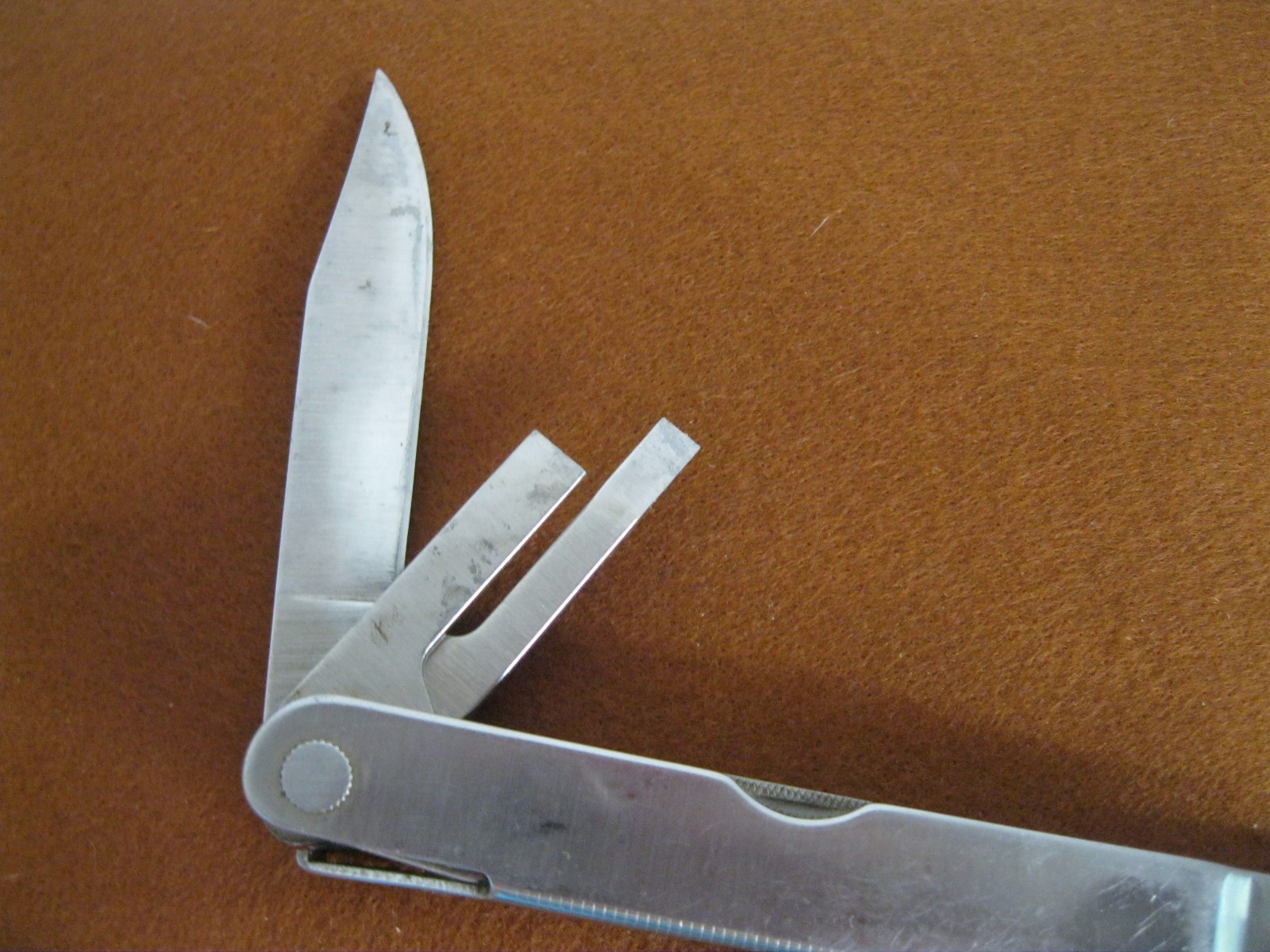 Leatherman Tool 300 Multi-Tool – Stainless, Knife Good Condition Made in USA