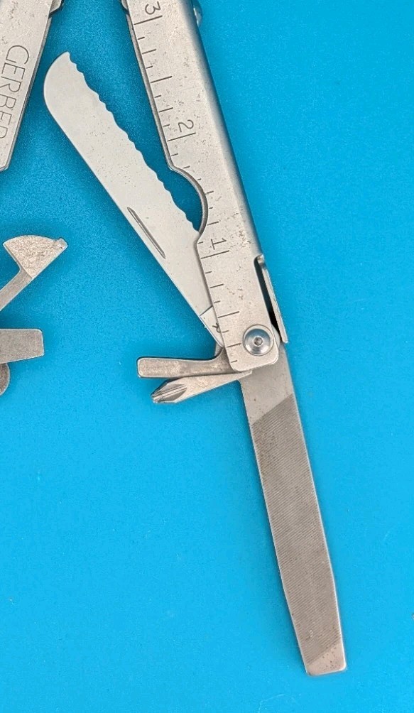 Vintage Gerber Stainless Steel Bluntnose MP400 Multi-Tool Pliers! With Sheath!