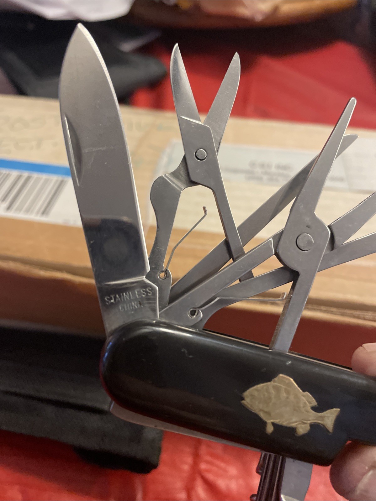 10 Blades MULTI PURPOSE CAMPING/CARRY KNIFE