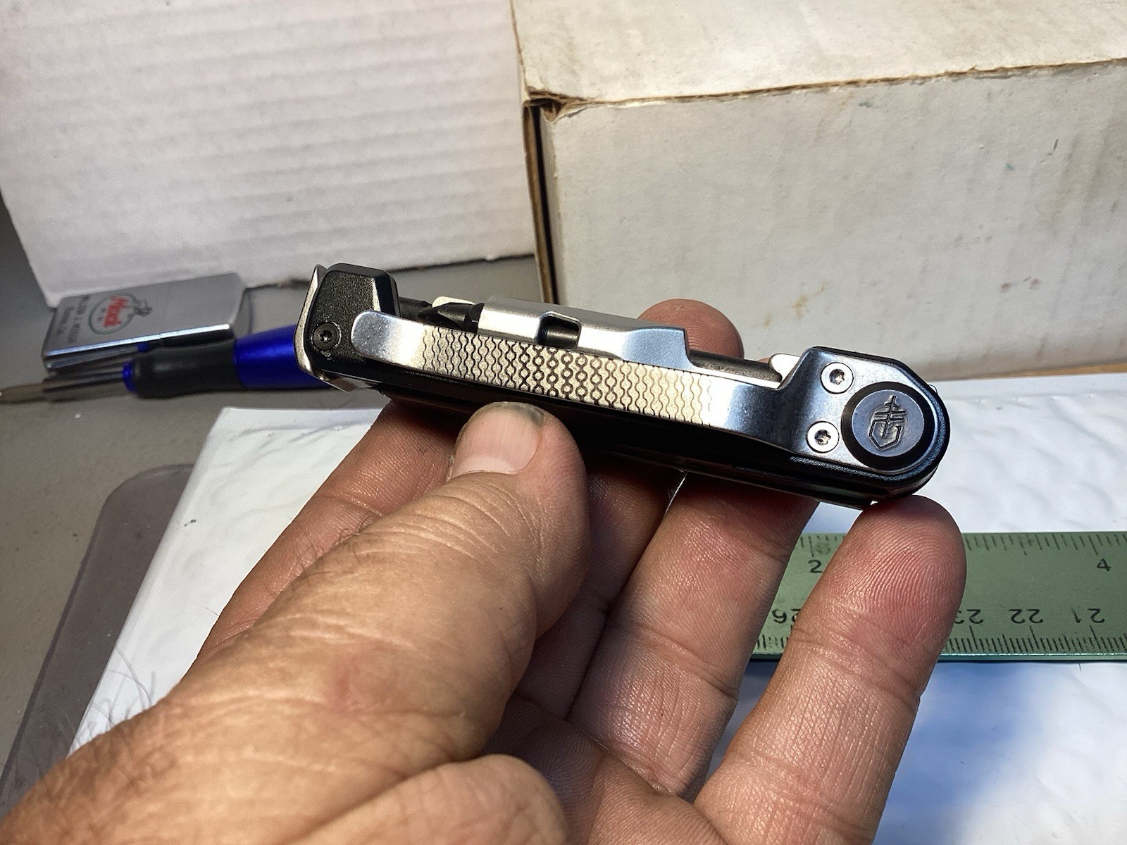 Gerber Armbar Trade Onyx Black Multi-Tool, Knife, Bit Driver, Saw.. 007-02