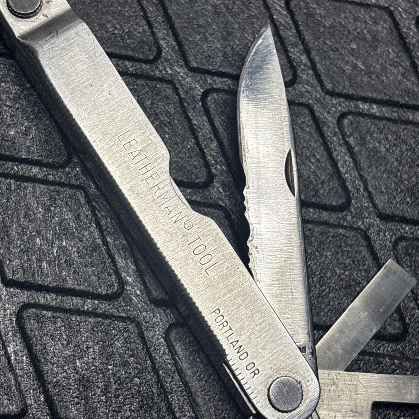 Vintage Original Leatherman Pocket Survival Tool 2 PST II Stamped 0496 / 0896