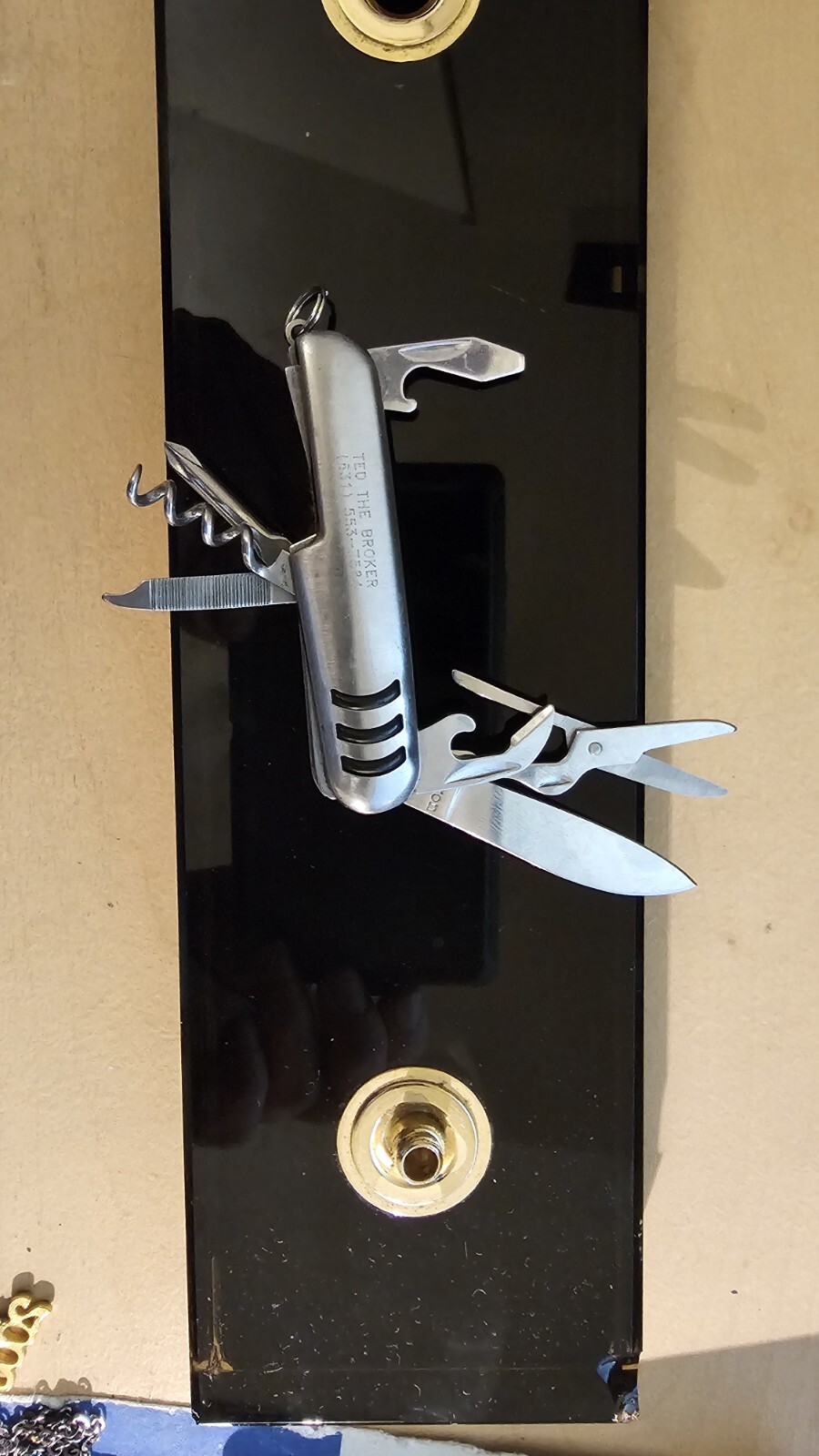 High Quality Multi-Function Knife has 7 different purpose