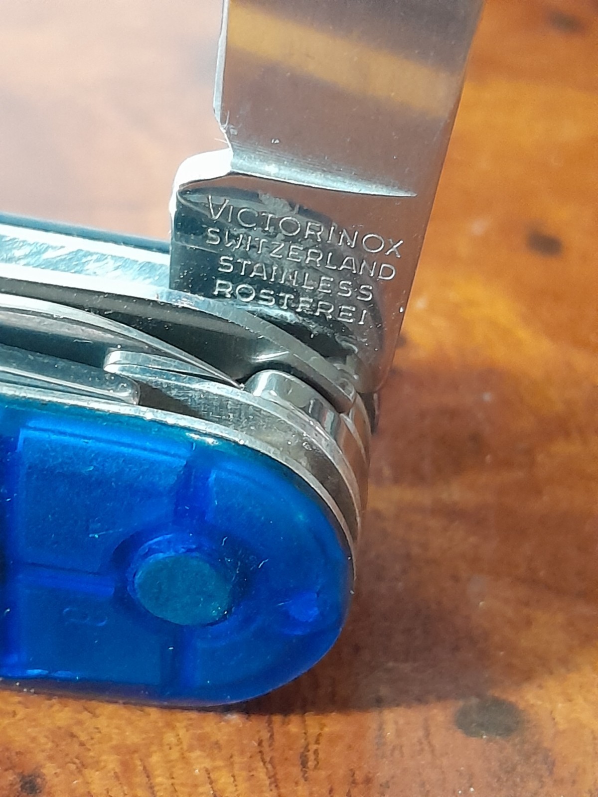 Victorinox Campers Knife, Clear Blue Scales, With Scissors, See Photos Please