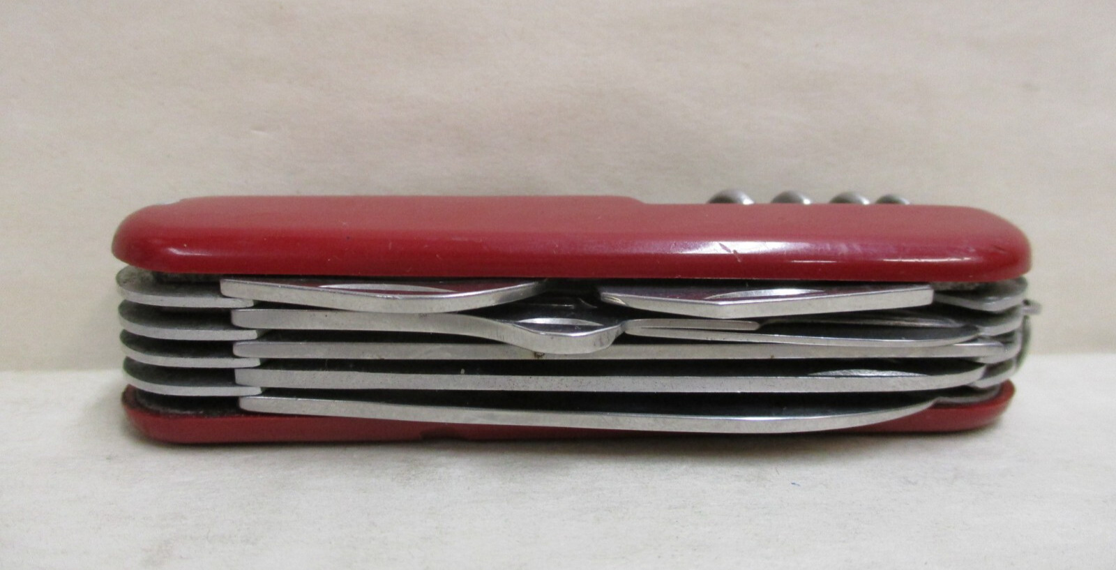 Diamond Superior Multi Purpose Tool 12 pc Pocket Knife with Original Box