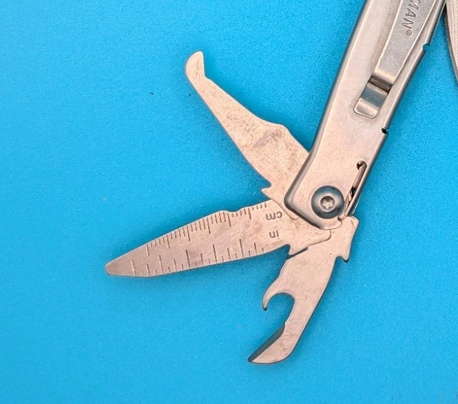 Leatherman Rev 3.8″ Multi-Tool, Stainless!