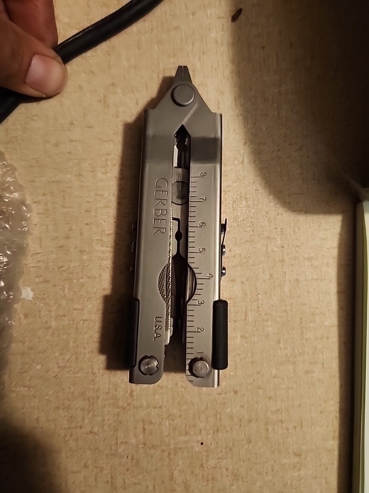 Gerber MP 600, Basic, Needlenose – Stainless Steel Witout Shealth
