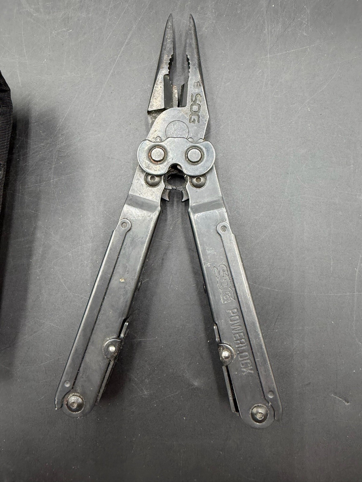 SOG Powerlock V-Cutter Multi-Tool with Carrying Pouch Black