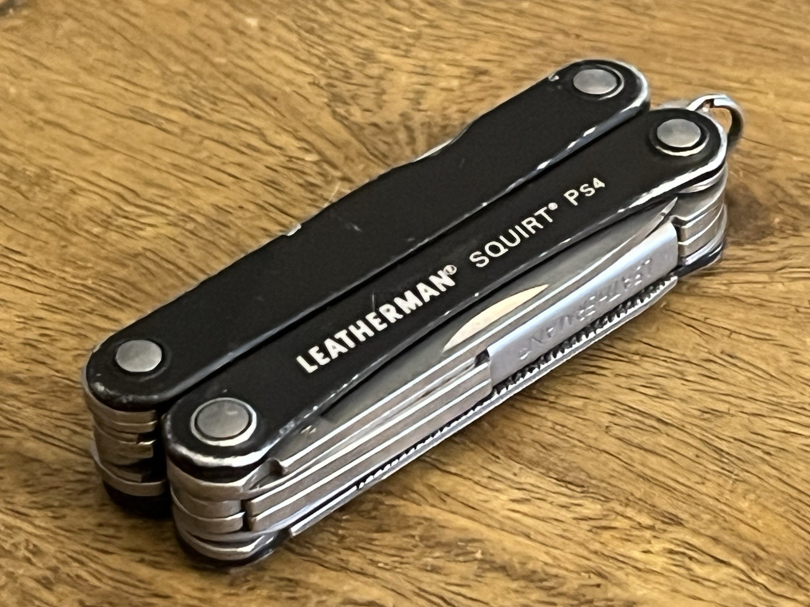 RETIRED Leatherman Squirt PS4 MultiTool Black DISCONTINUED SUPER NICE!
