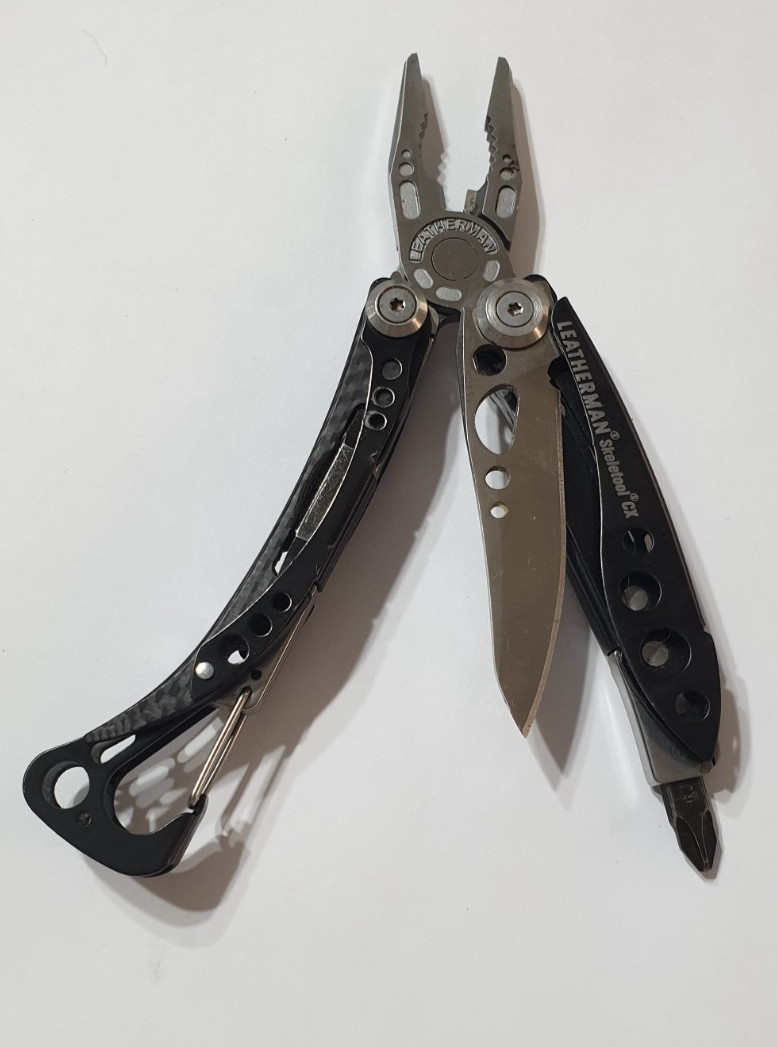 🔥 Leatherman Skeletool CX Carbon Fiber Rare Retired Used Multi Tool Collectable