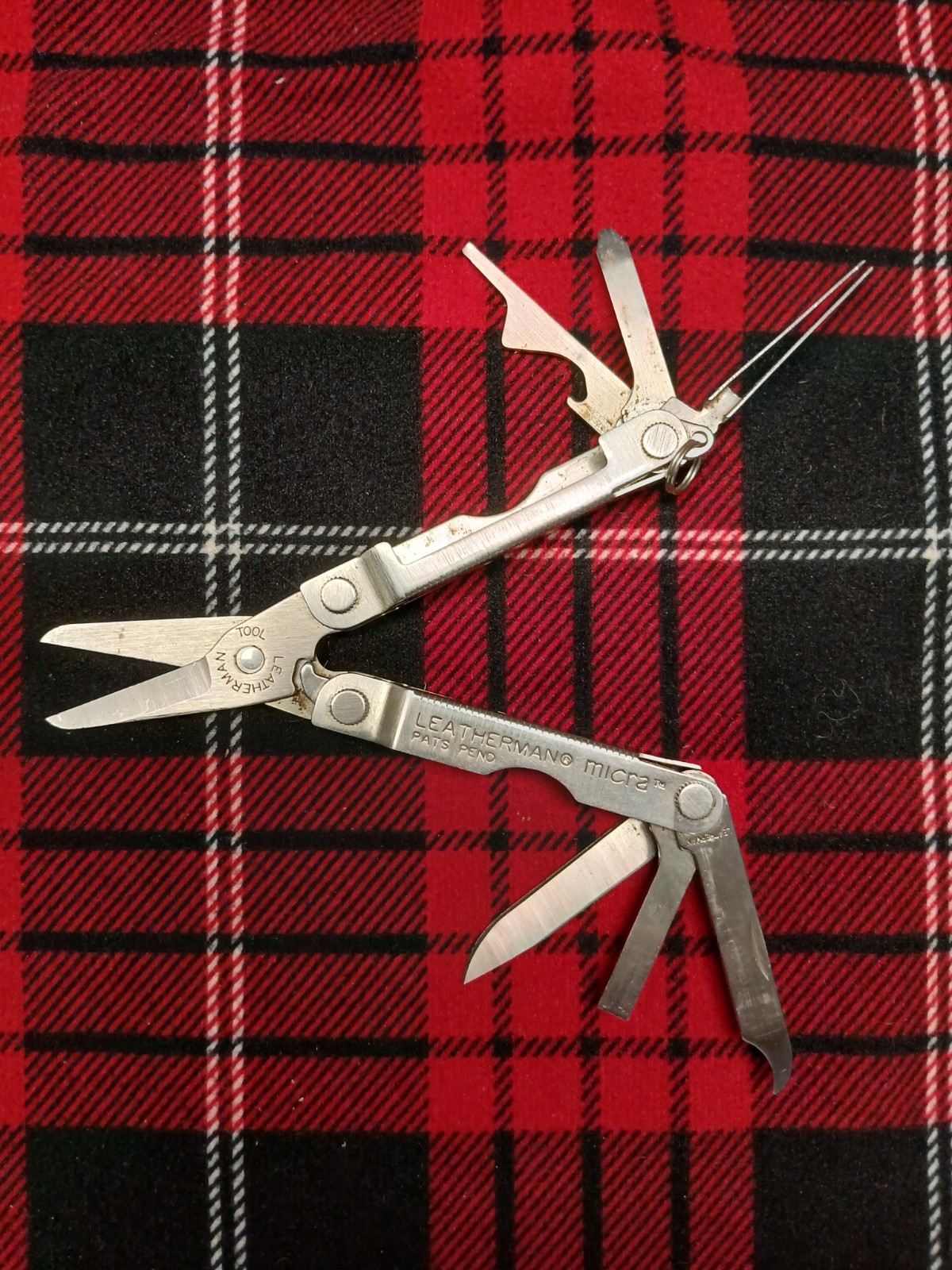 Leatherman Micra Key Chain Multi-Tool Nice!