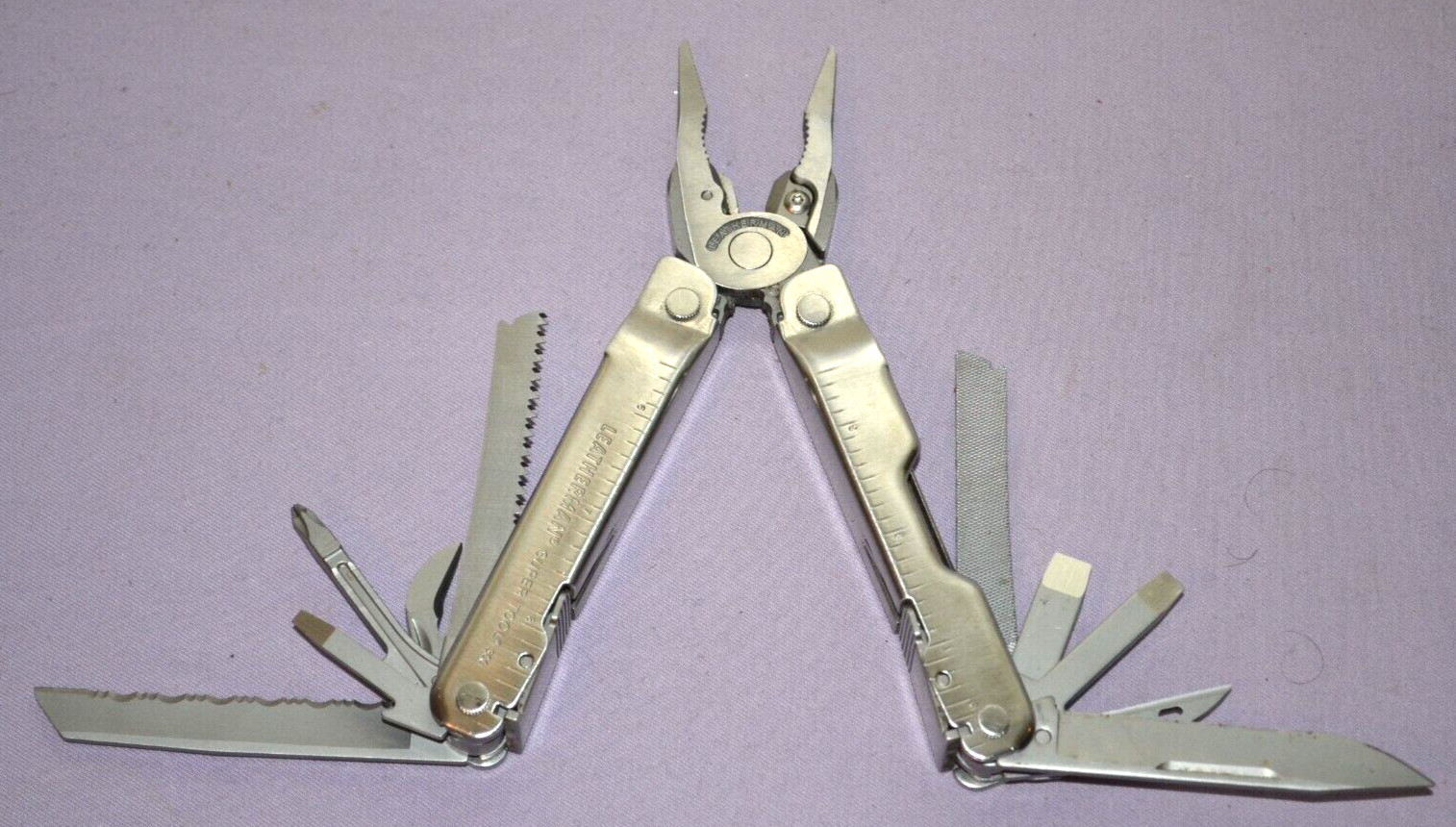 OEM Leatherman Super Tool 300 Multi-Tool Knife, Pliers, Other Tools – Great Cond