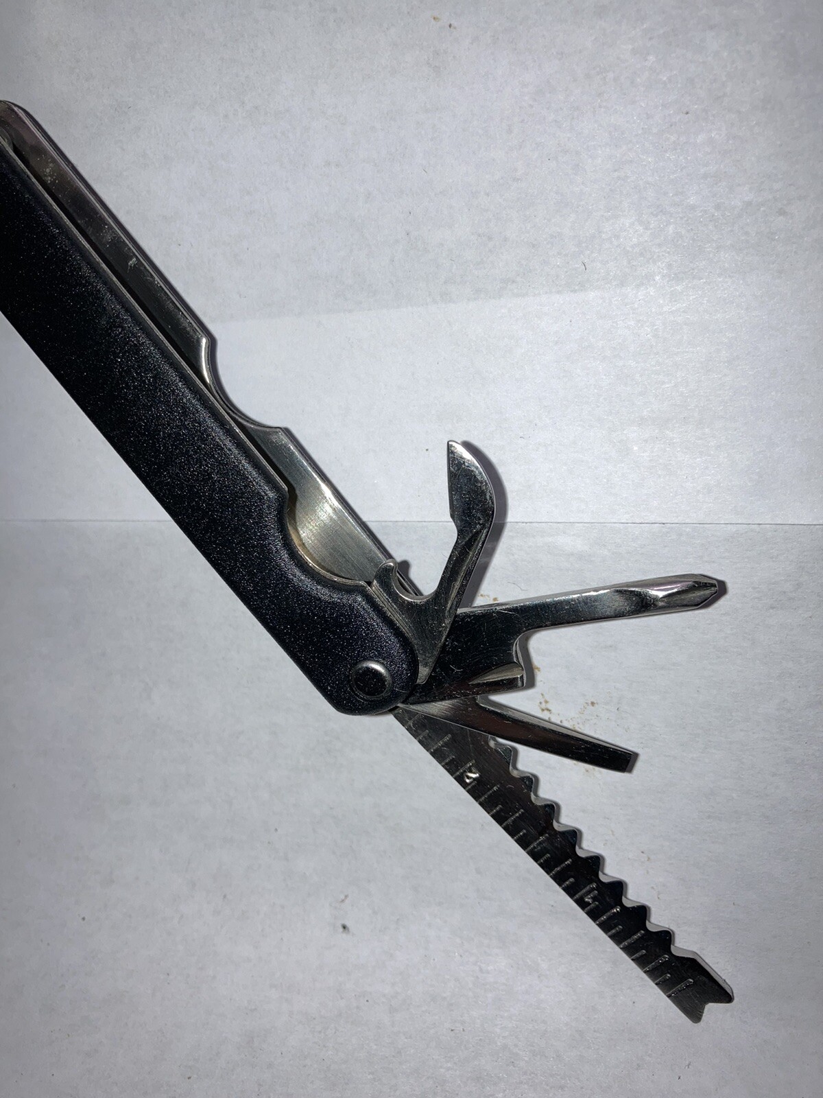 Mountain Quest 9 In 1 Multi Tool Camping Survival Pliers Wire Cutter Fish Scaler
