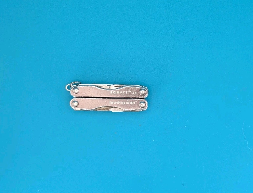 Leatherman Squirt S4 Multi-Tool, Key Ring, Retired, GRAY!