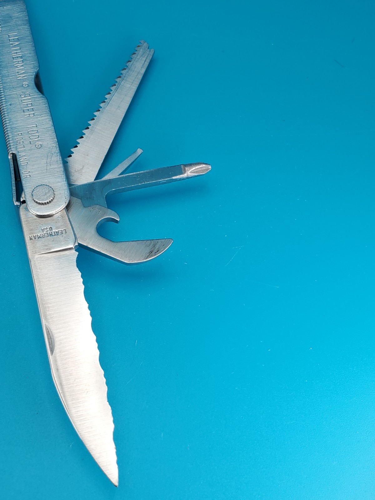 LEATHERMAN Super TOOL Multi Function Tool PLIERS, Stainless! 01/98 DATE