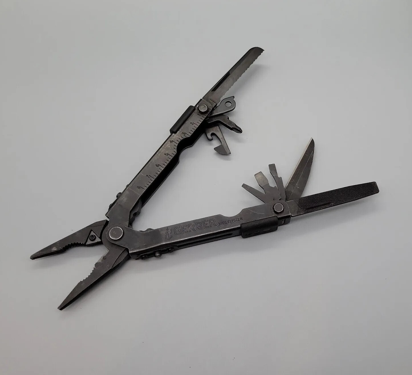 Gerber Multiplier MP600 Multi-Tool Black Needle Nose Pliers w/ Carbide Cutters