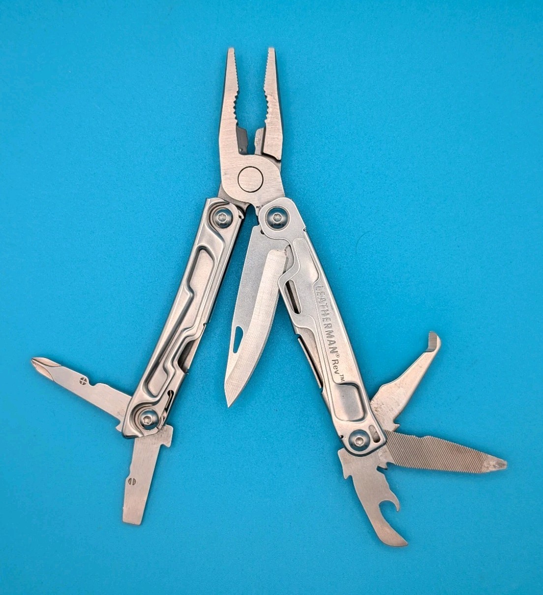Leatherman Rev 3.8″ Multi-Tool, Stainless!