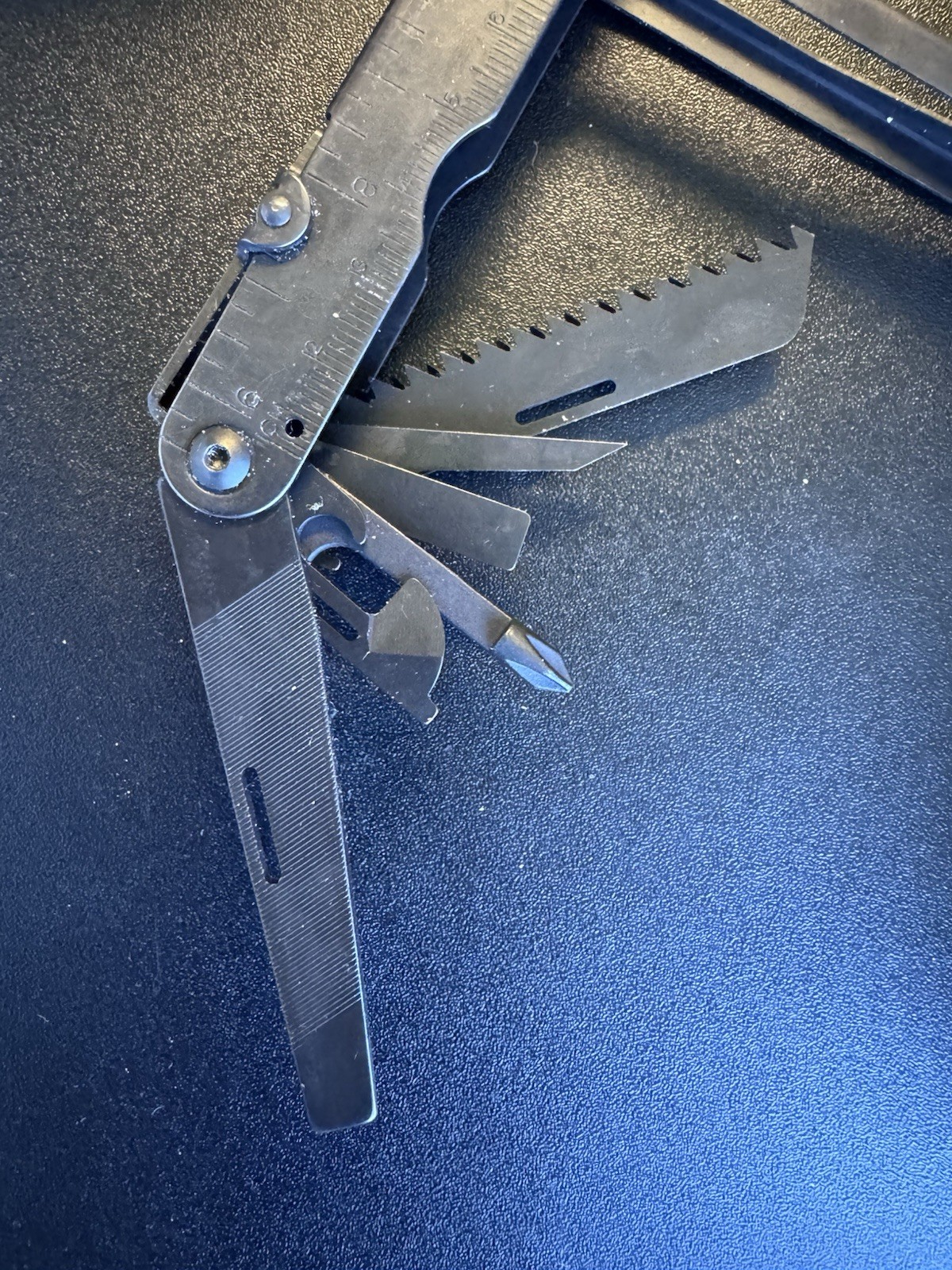 SOG Stainless Steel PowerLock EOD – Black (B61N-CP)