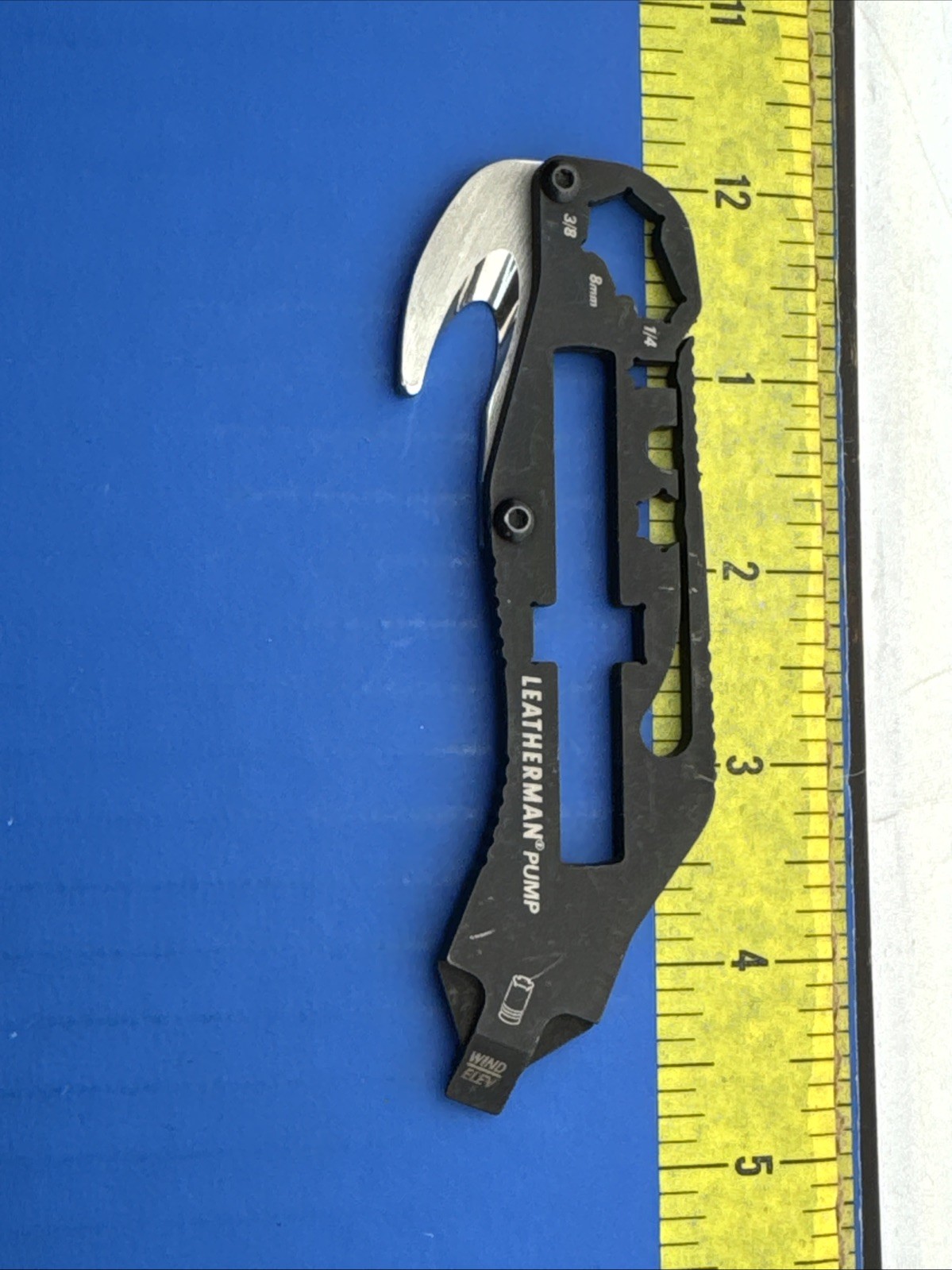 LEATHERMAN Pump Multi-Tool Black – tool only, no bits
