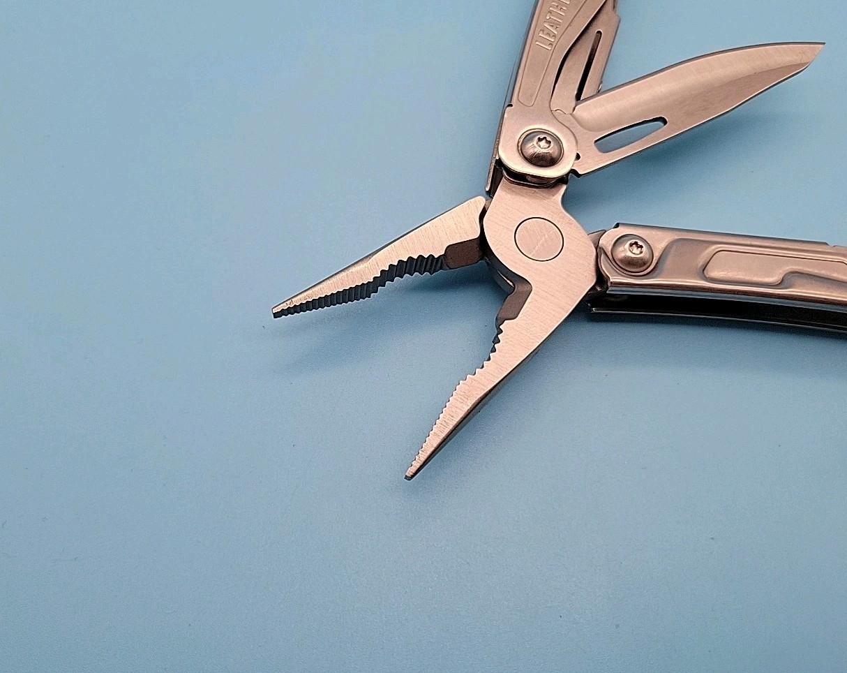 Leatherman Bolster Multi-Tool – Pliers, Knife, File, Screwdrivers, Bottle Opener