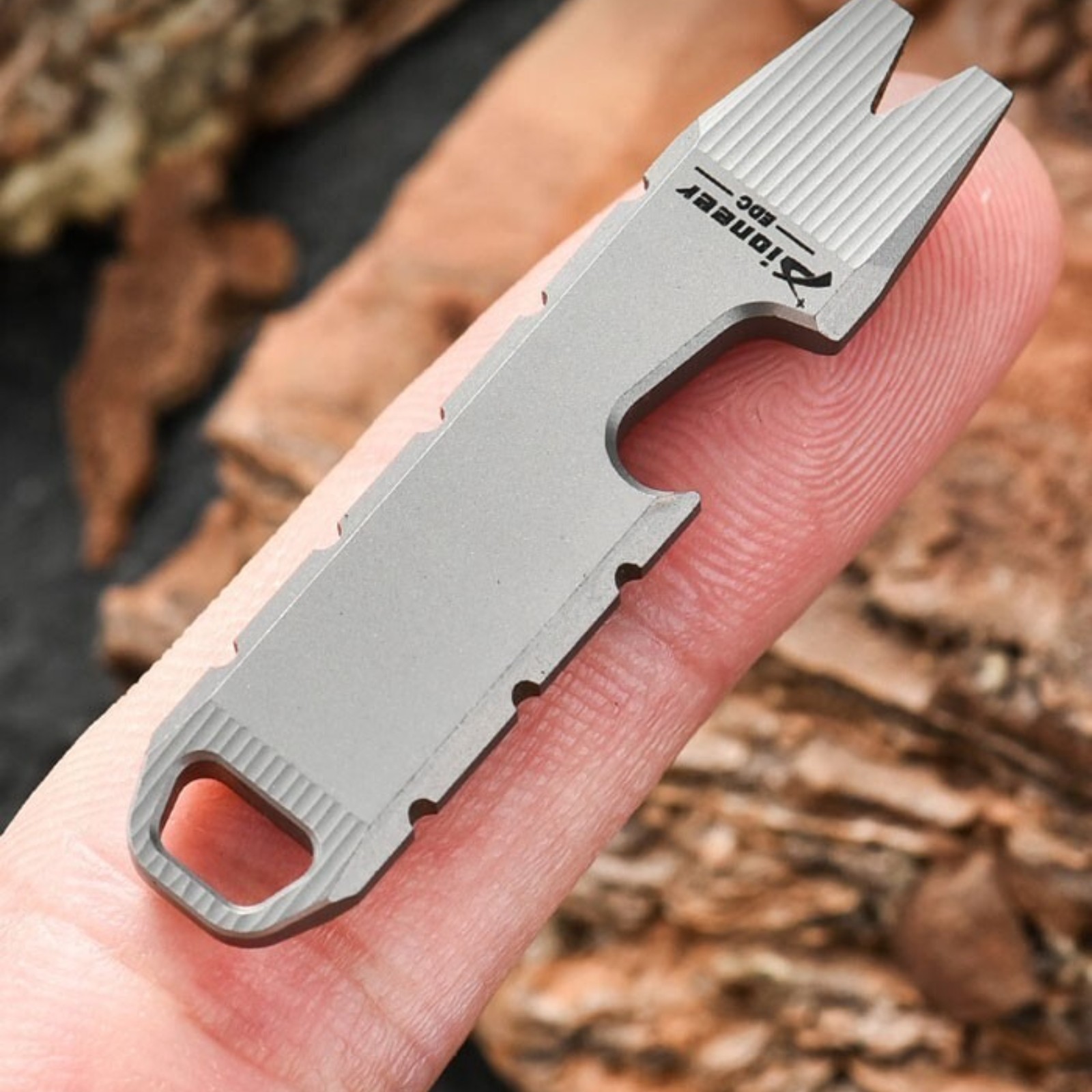 EDC Mini Ti Alloy Keychain Multi Tool Pocket Pry Bar Crowbar Opener Cutter