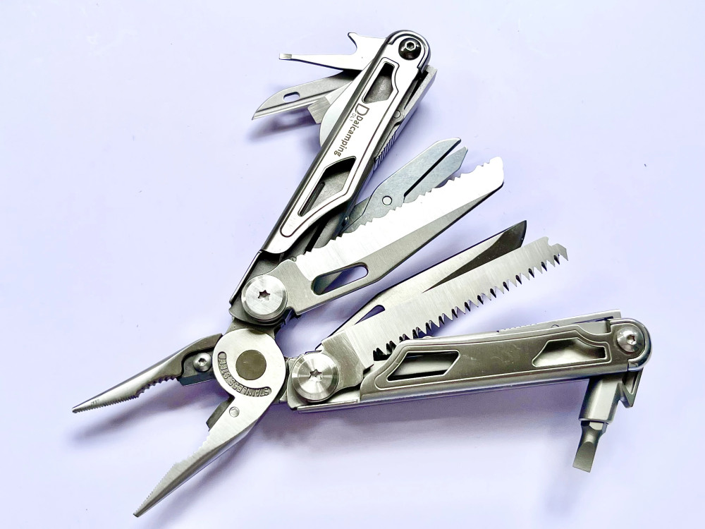 Daicamping DL1 Multi Tool Folding Pocket Knife Sheath Scissors Screw Pliers Can