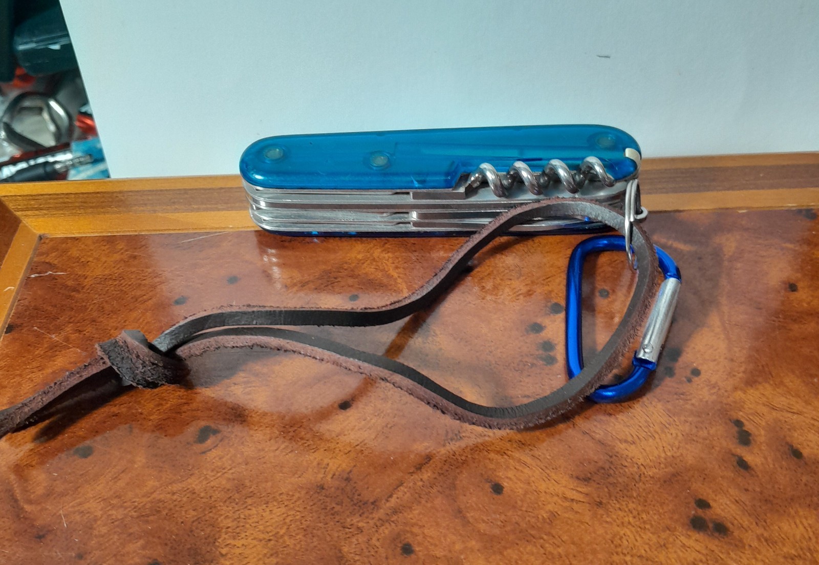 Victorinox Campers Knife, Clear Blue Scales, With Scissors, See Photos Please