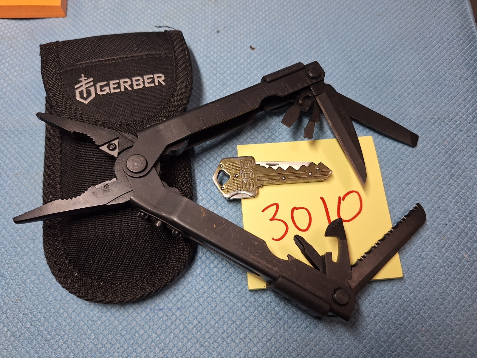 1 Gerber PLYERS U.S.A. Multi Tool W BONUS Fishing Camping excellent lot 3010