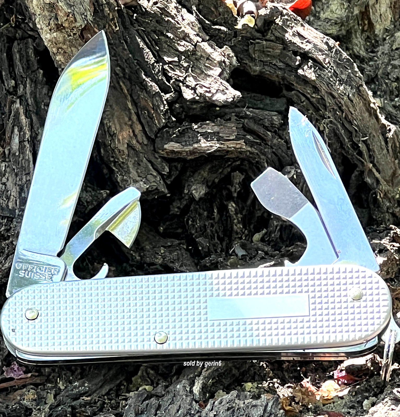 Swiss Army 84mm Knife, Silver Alox Cadet Victorinox 0.2601.26 New In Box