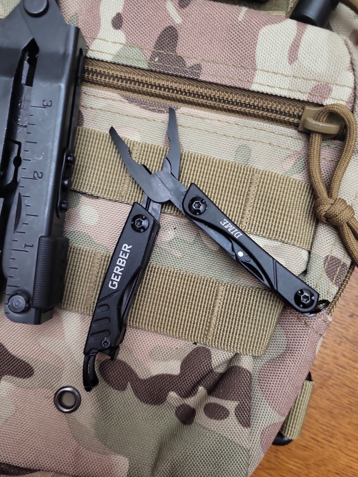 Gerber Multi-Tool Lot Crucial Multiplier & Dime Knife Lot