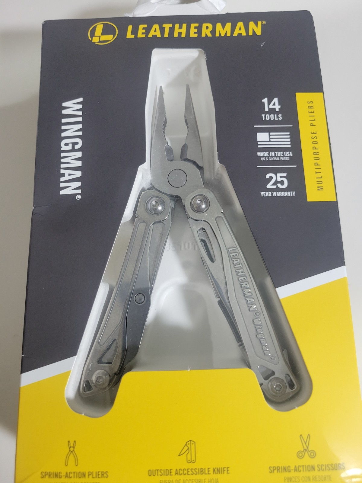 Leatherman Wingman 14 Tools Multi-Tool – Stainless Steel 831425
