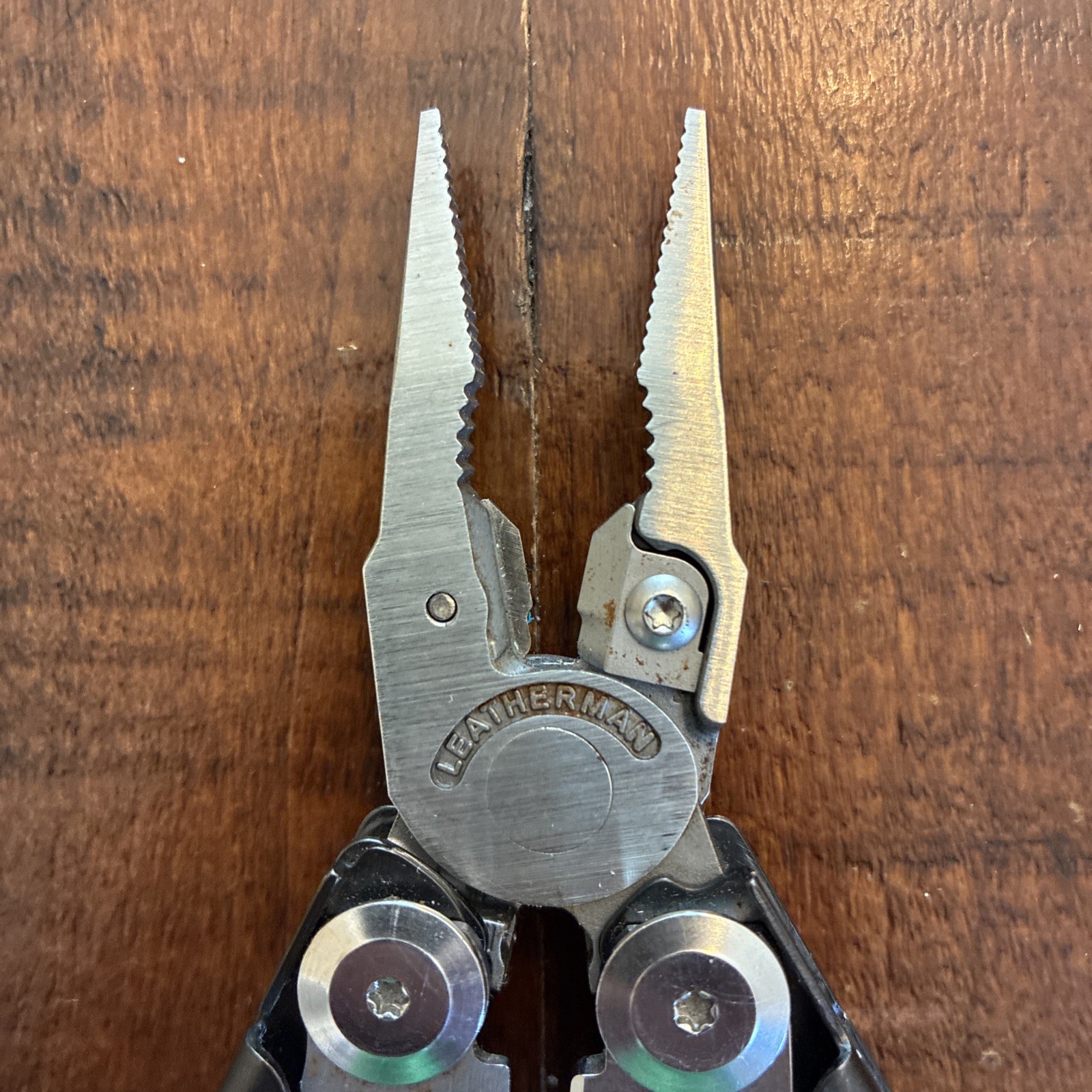 Leatherman Signal Multi-Tool Black / Yellow – Excellent!