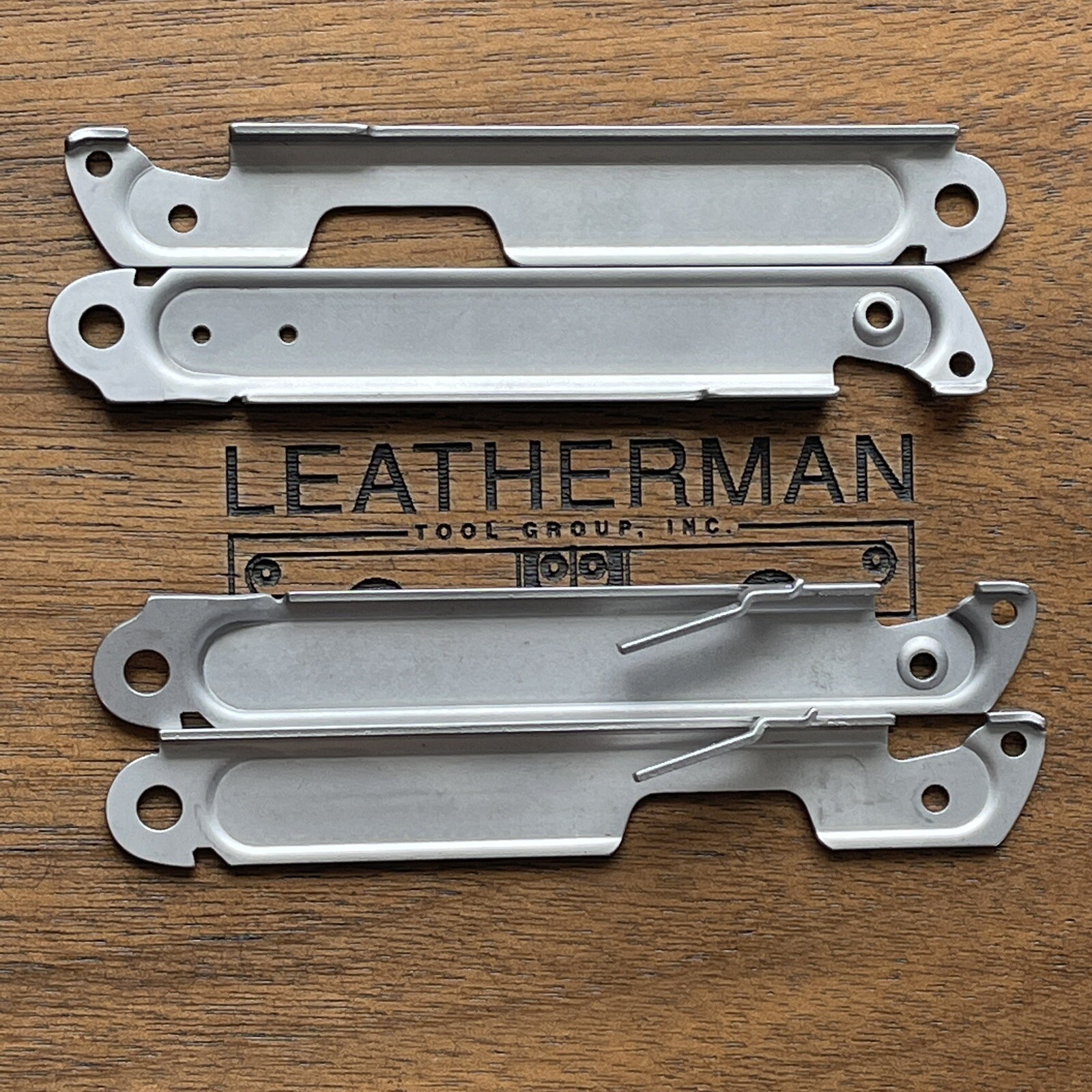 Leatherman Parts for Replacement: Leatherman FREE P2 frame/scales