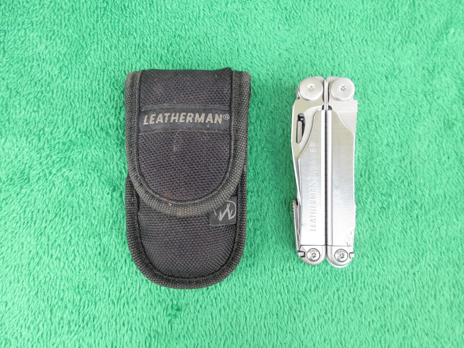 Leatherman Wave Multi Tool Folding Knife w/ Sheath #240