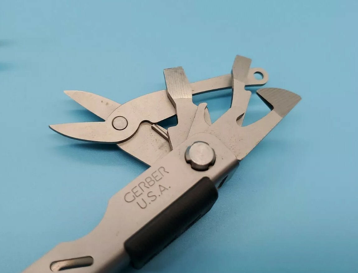 Gerber MP400 Multi-Tool Multi-Plier Compact Sport with Cork Screw Knife – RARE