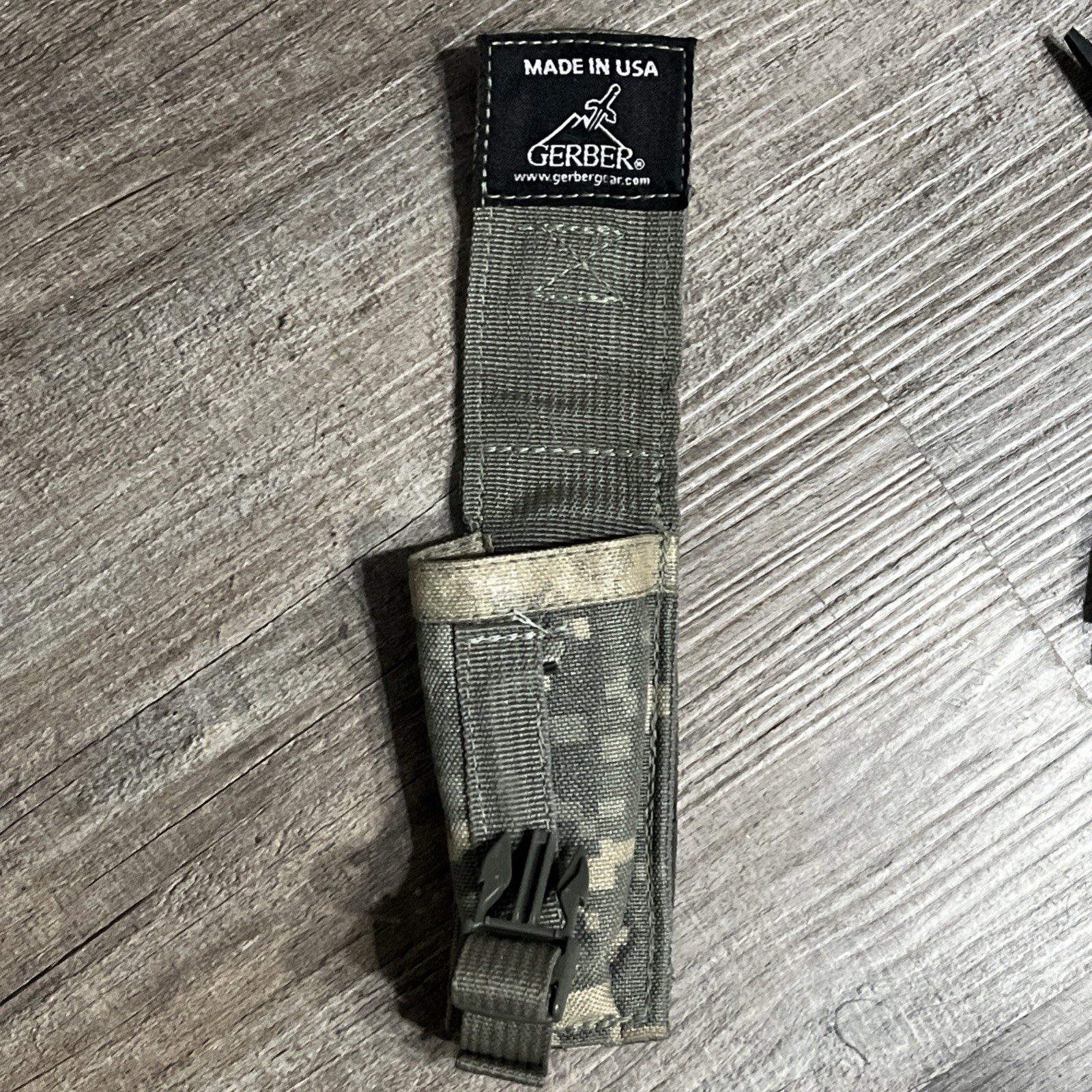 Gerber MP600 Multi Tool U.S. Military Issue! BLACK, DIGITAL CAMO SHEATH