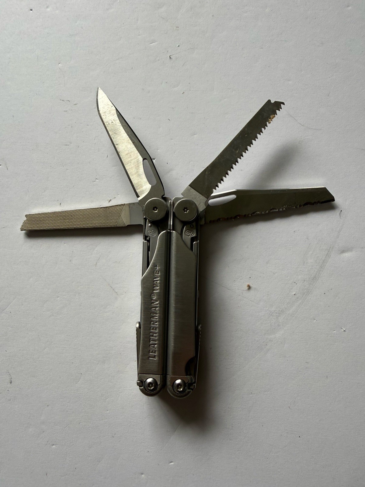 Leatherman Wave Plus + Multi-Tool! SILVER & BLACK! WITH SHEATH! FAST SHIPPING
