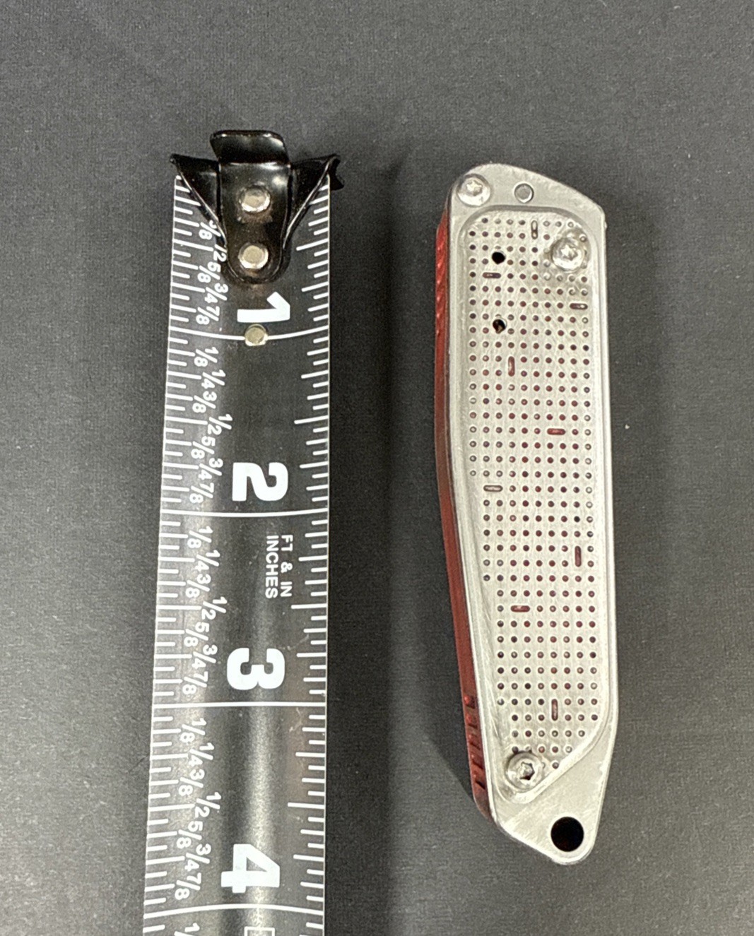 Leatherman FREE T2 Pocket Knife Multi-tool! Red distressed look