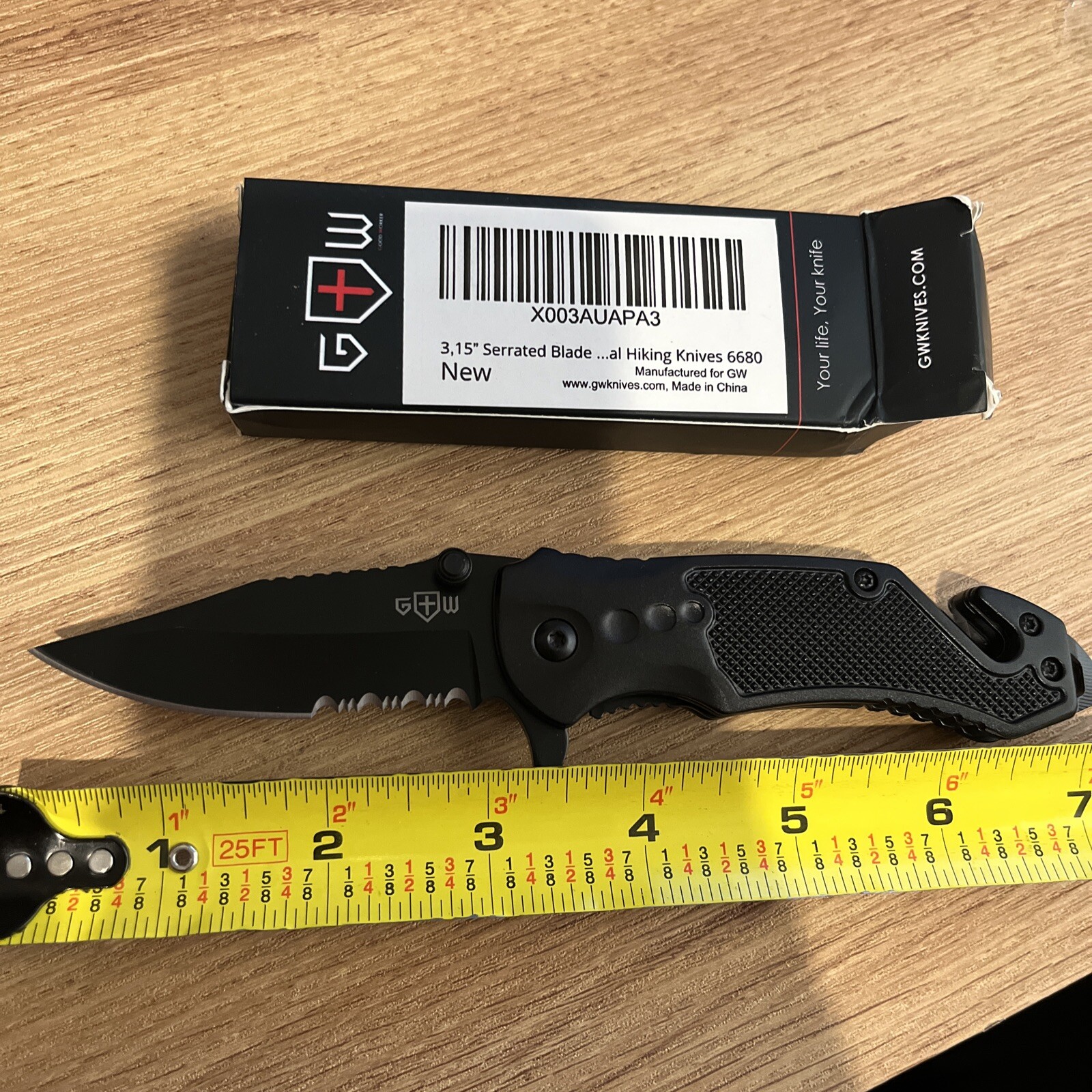 Black Serrated Blade Pocket Folding Knife w Glass Breaker & Seaqtbelt Cutter NEW