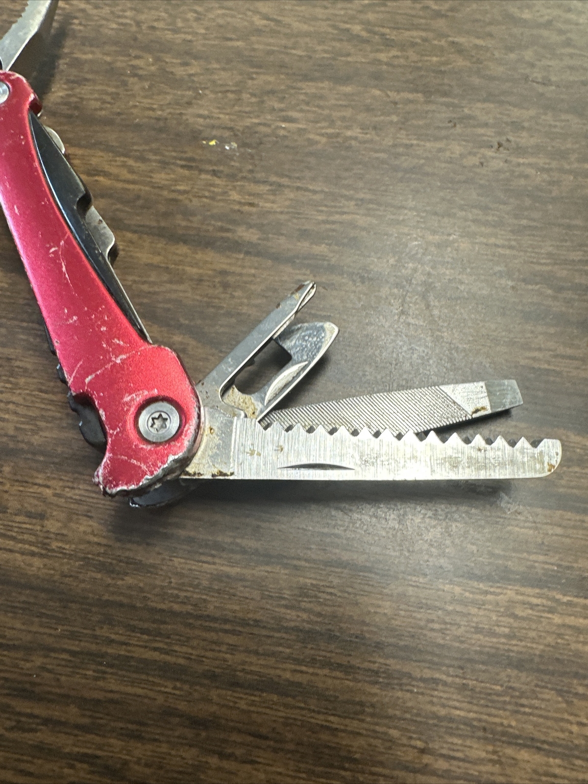 Sheffield Mini Multi Tool 9 in 1 Red Handle Knife Pliers Saw Screwdriver