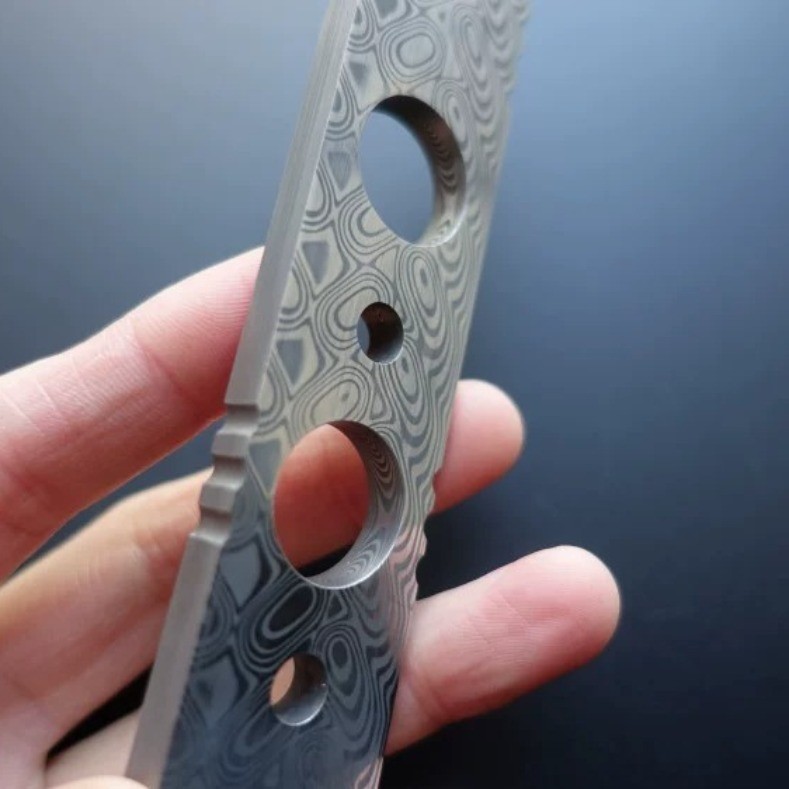 Damascus Steel High end EDC Tools – Customize
