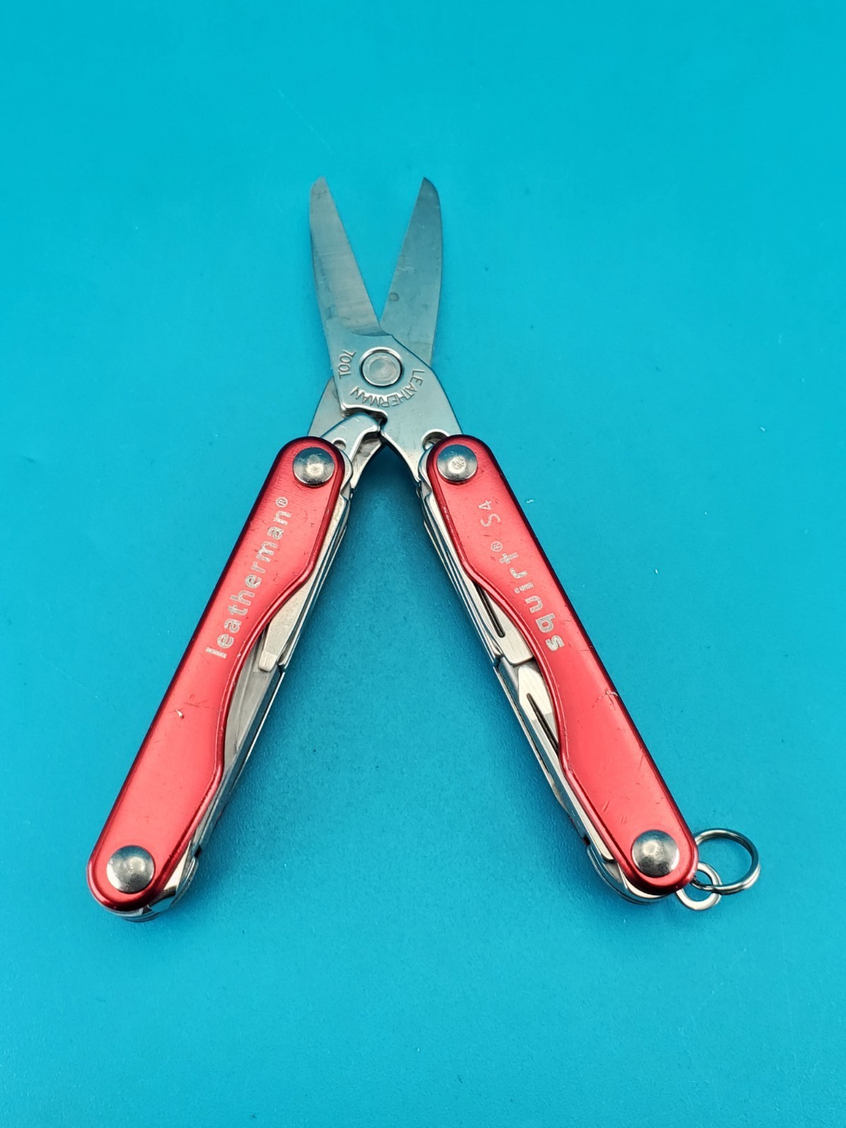Leatherman Squirt S4 Multi-Tool, Key Ring, Retired, RED!
