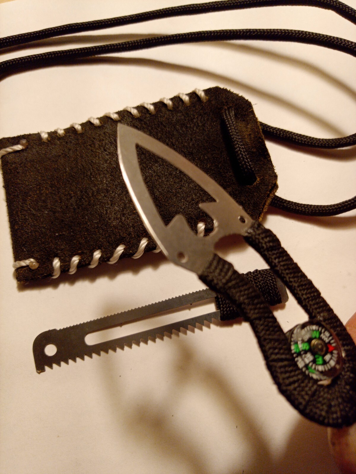 EDC Tools Minimalist Scavenger Necklace Pouch Mini Knife, Saw And Compass