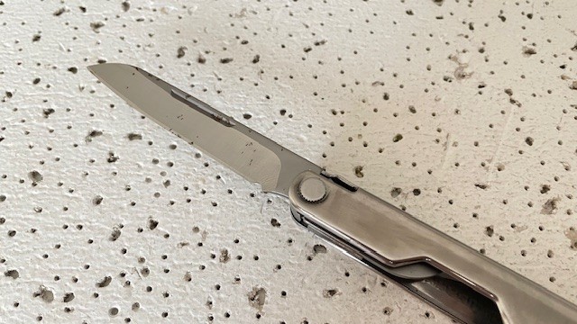 Leatherman BOND Silver Stainless Steel Multi Tool Pliers,Opener Bottle,Nail File