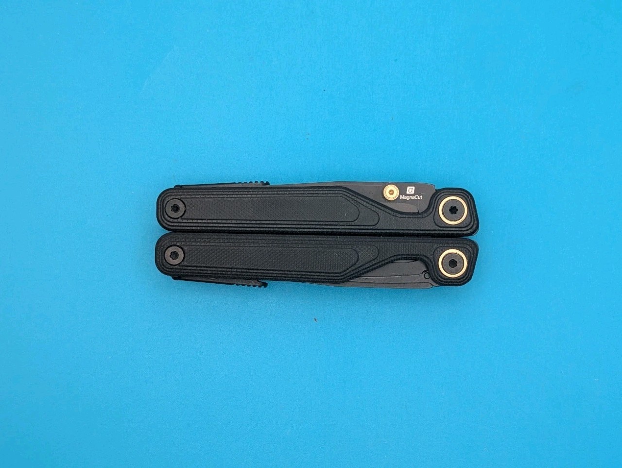 Leatherman Wave Alpha Multi-Tool! FAST SHIPPING! OBSIDIAN! MAGNACUT BLADE!